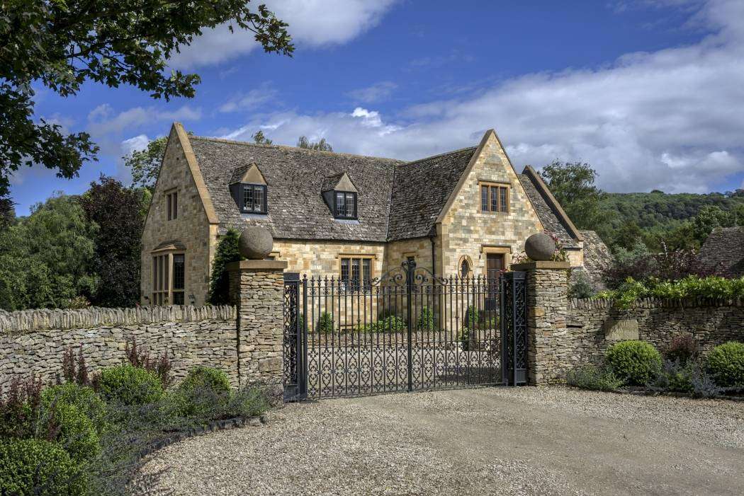 Electric gate designs